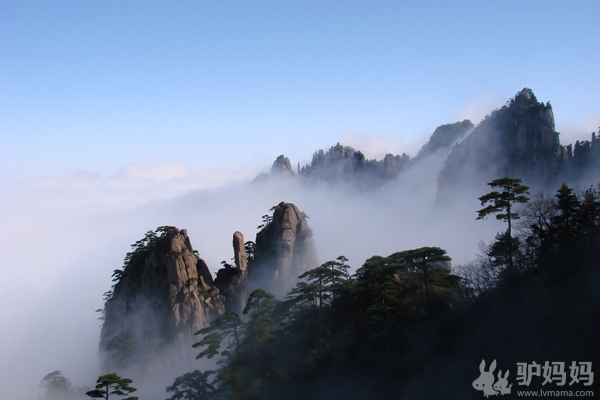 披星“戴”月攀登黄山巅峰5