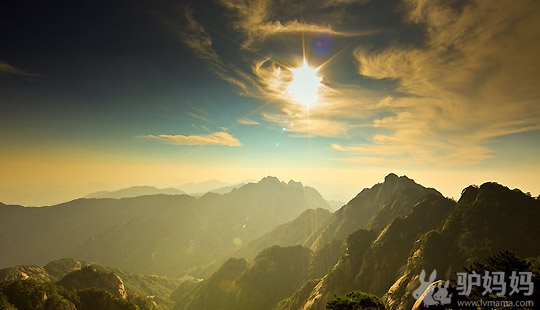 披星“戴”月攀登黄山巅峰6