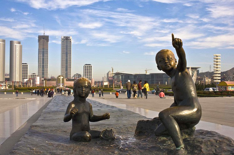 星海广场 亚洲最大的广场2