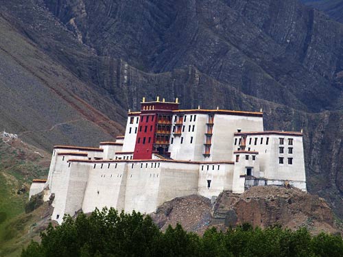 宗山城堡——小布达拉宫(图)1
