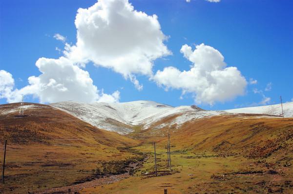 十一稻城自驾游，沉浸在沿途的春夏秋冬里