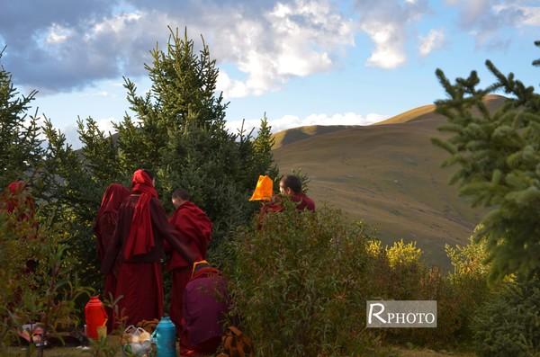 绛色佛国——色达21