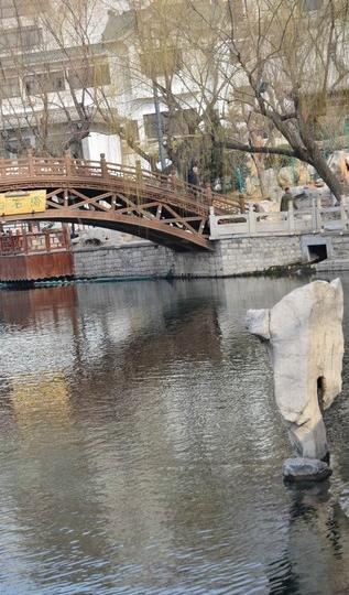 济南 泉水流到大明湖22