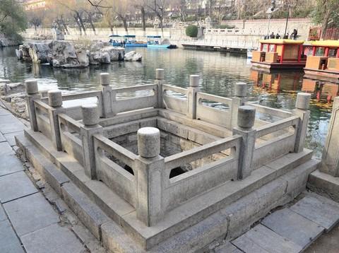 济南 泉水流到大明湖15