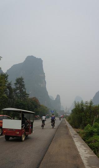 走到阳朔。透一口气89