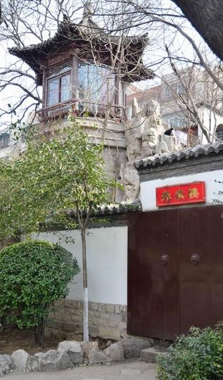 济南 泉水流到大明湖12