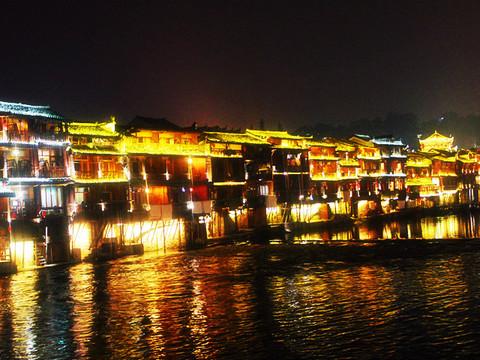 我们说好的，我却过了一个人的凤凰14