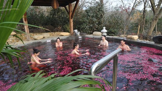 汤山紫清湖生态旅游温泉度假区