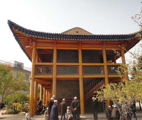 西宁东关清真大寺、塔尔寺、省博物馆、植物园、水井巷、莫家街。。。10